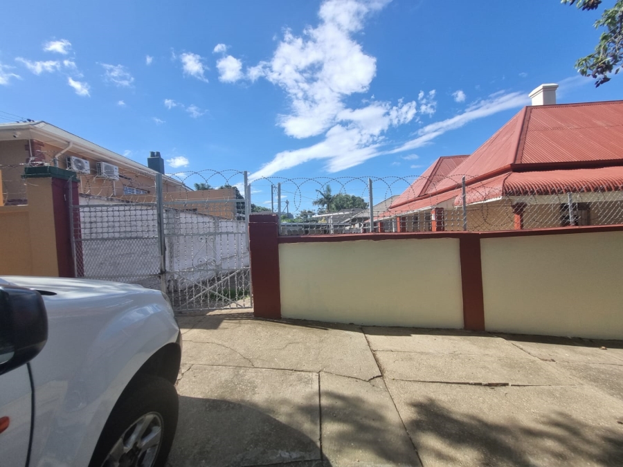 3 Bedroom Property for Sale in Uitenhage Central Eastern Cape